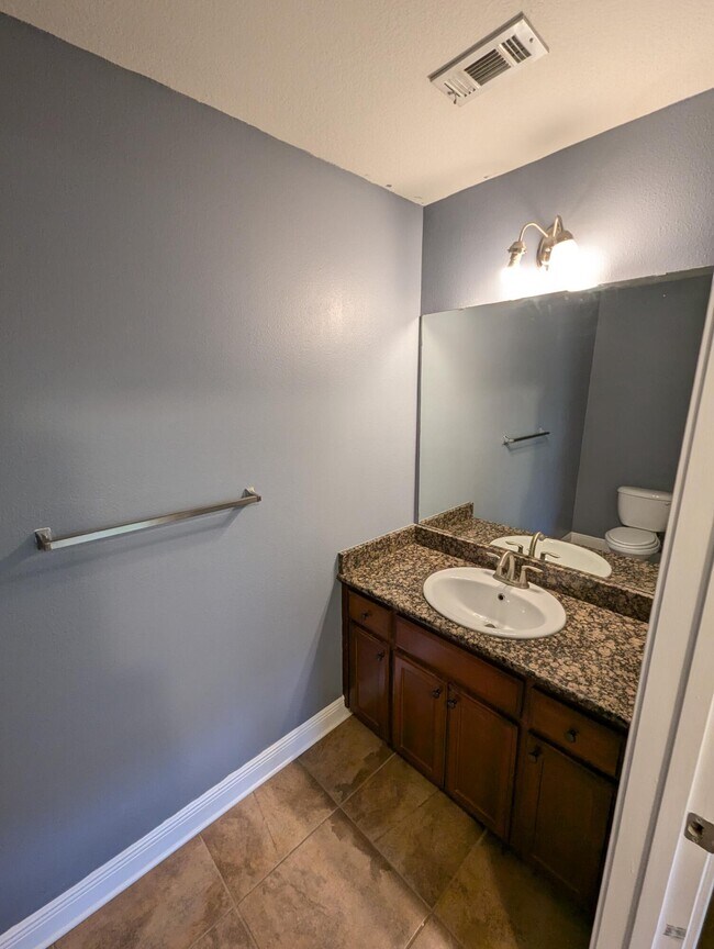 Building Photo - 2476 Abaco Dr
