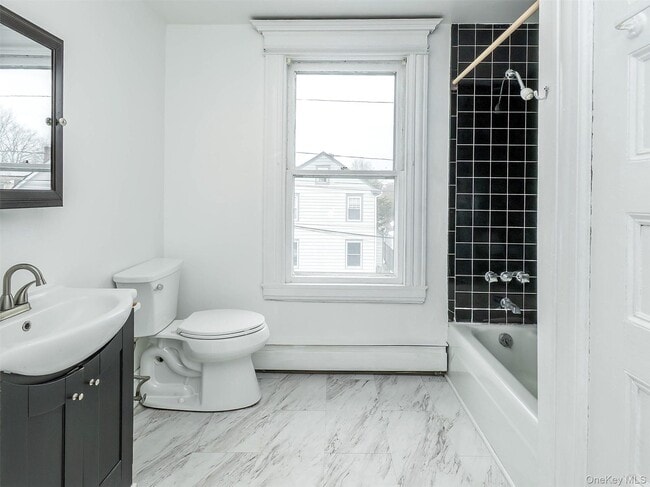 Building Photo - 177 Franklin Ave