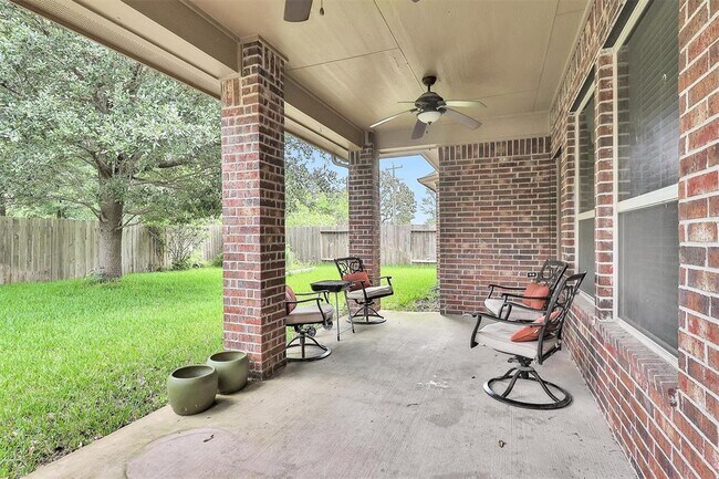Building Photo - 110 Jacobs Meadow Dr