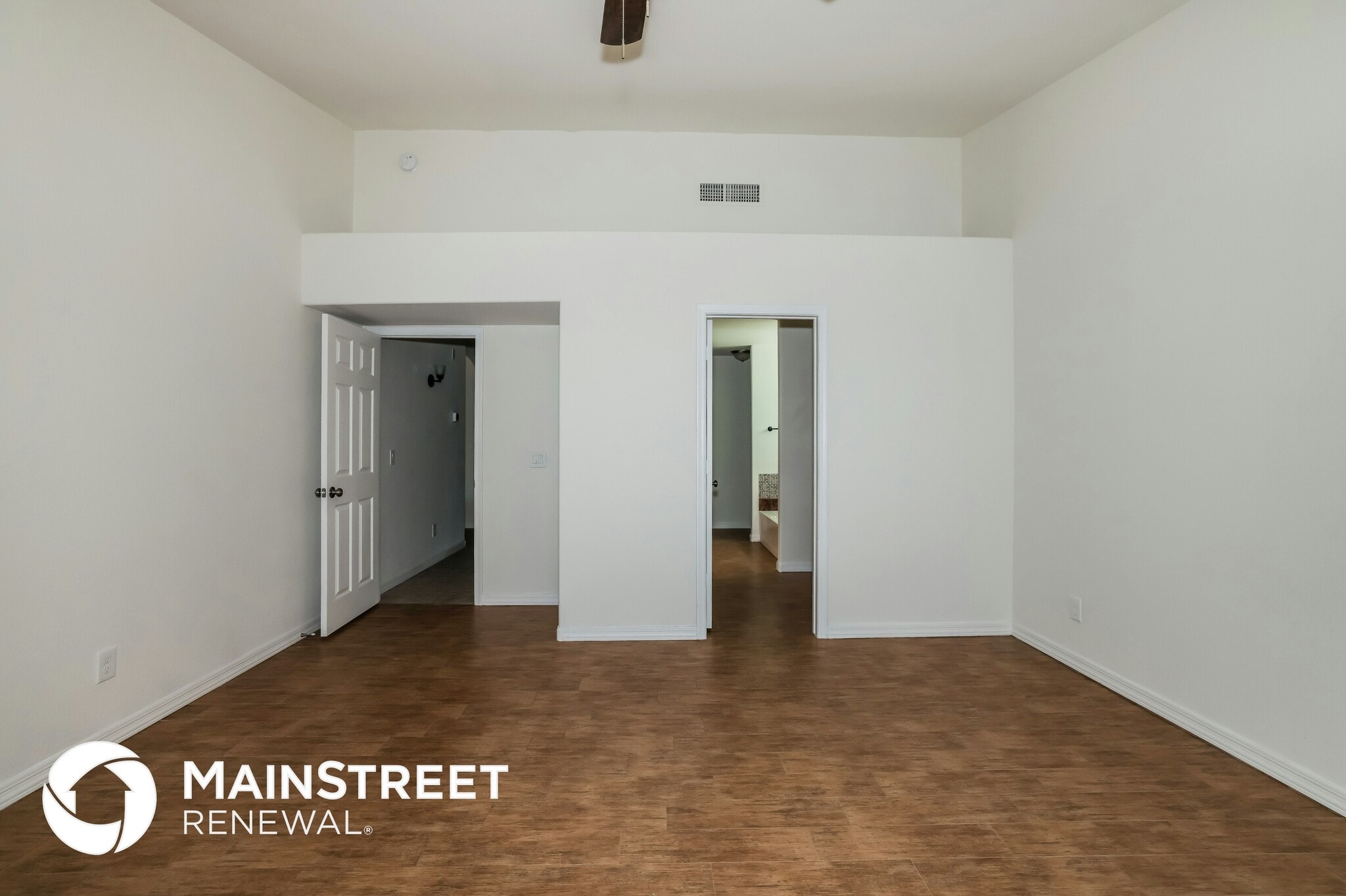 Building Photo - 5608 N 74th Dr