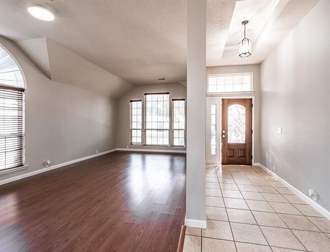 Building Photo - 11735 Berkway Trail