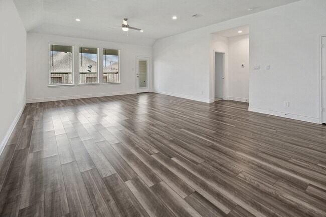 Building Photo - 1539 Oakdale Crest Rd