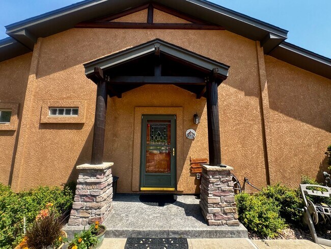 Building Photo - 2234 Conservatory Point