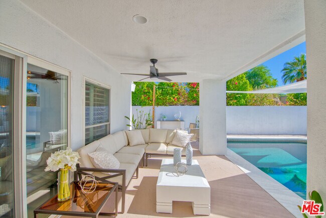 Building Photo - 36422 Sandsal Cir
