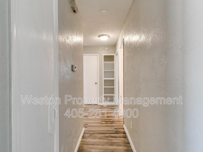 Building Photo - 35 Shirley Ln