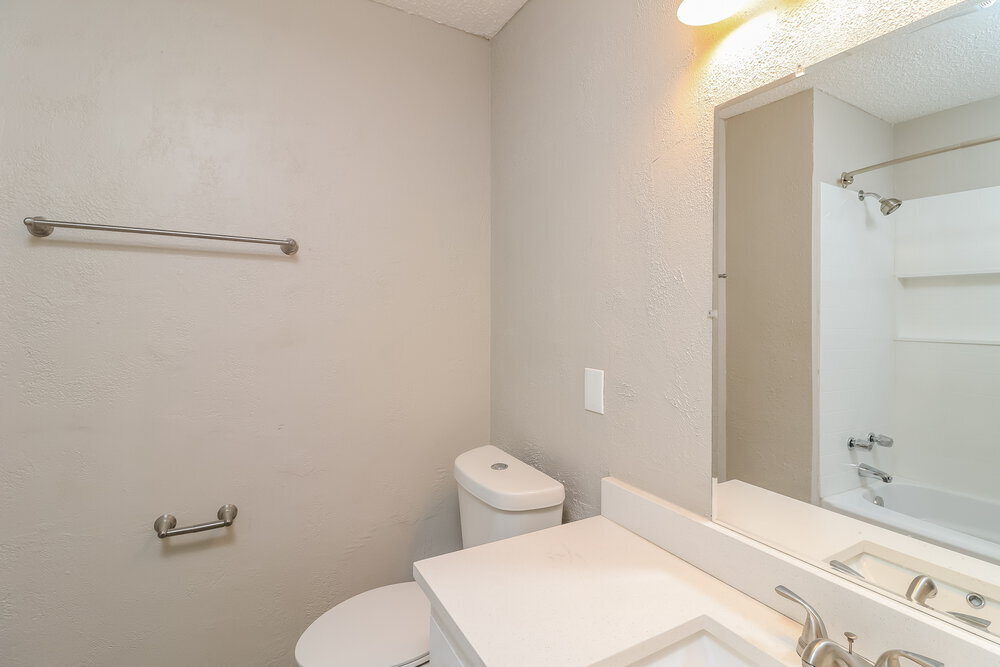Building Photo - 5911 Woodsetter Ln