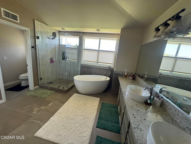 Building Photo - 713 Twillin Ct