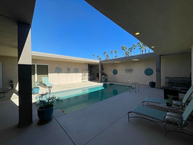 Building Photo - 38940 Tandika Trail N