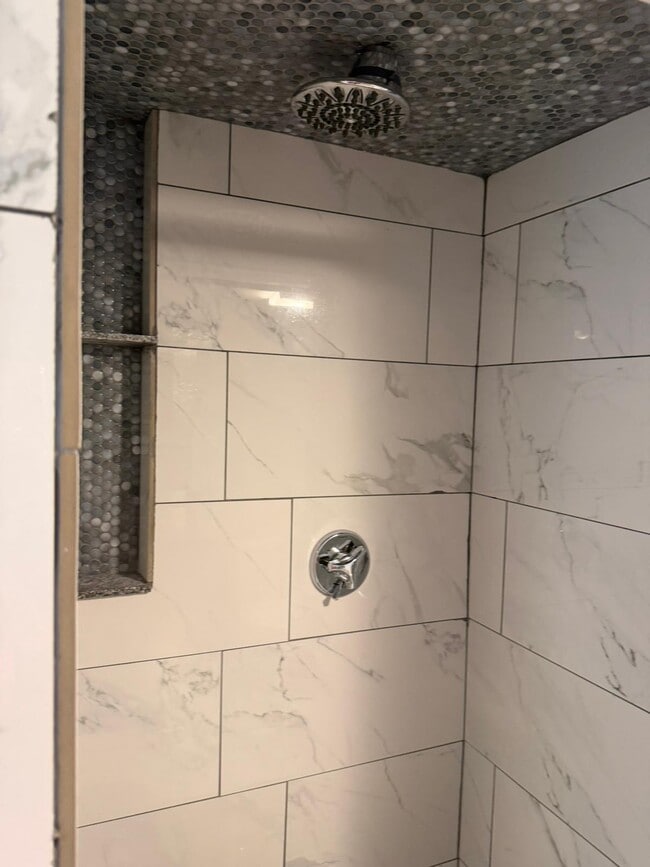 Building Photo - 72 Trenton St