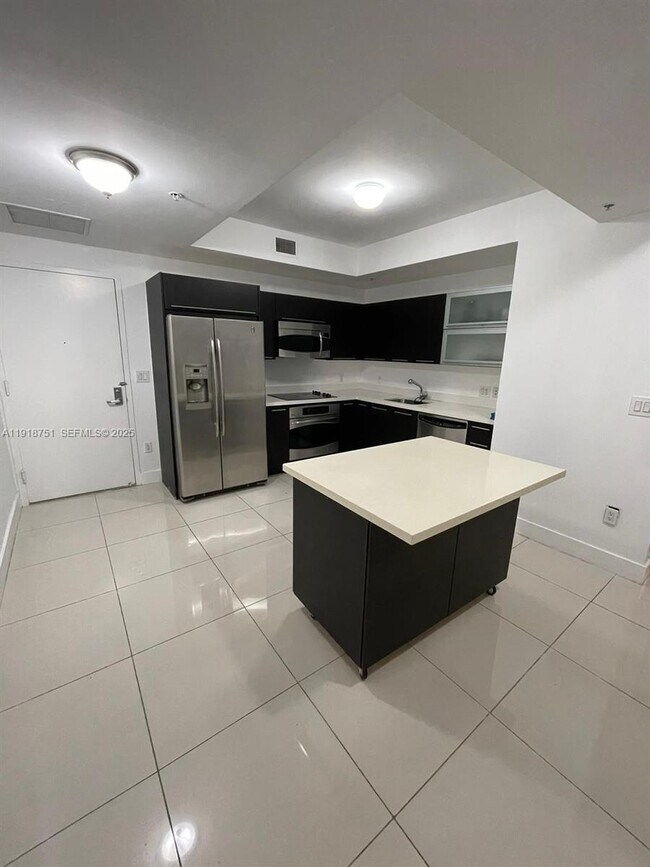 Building Photo - 90 SW 3rd St