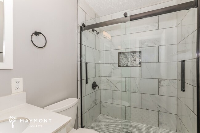 Building Photo - 1005 Anderson St