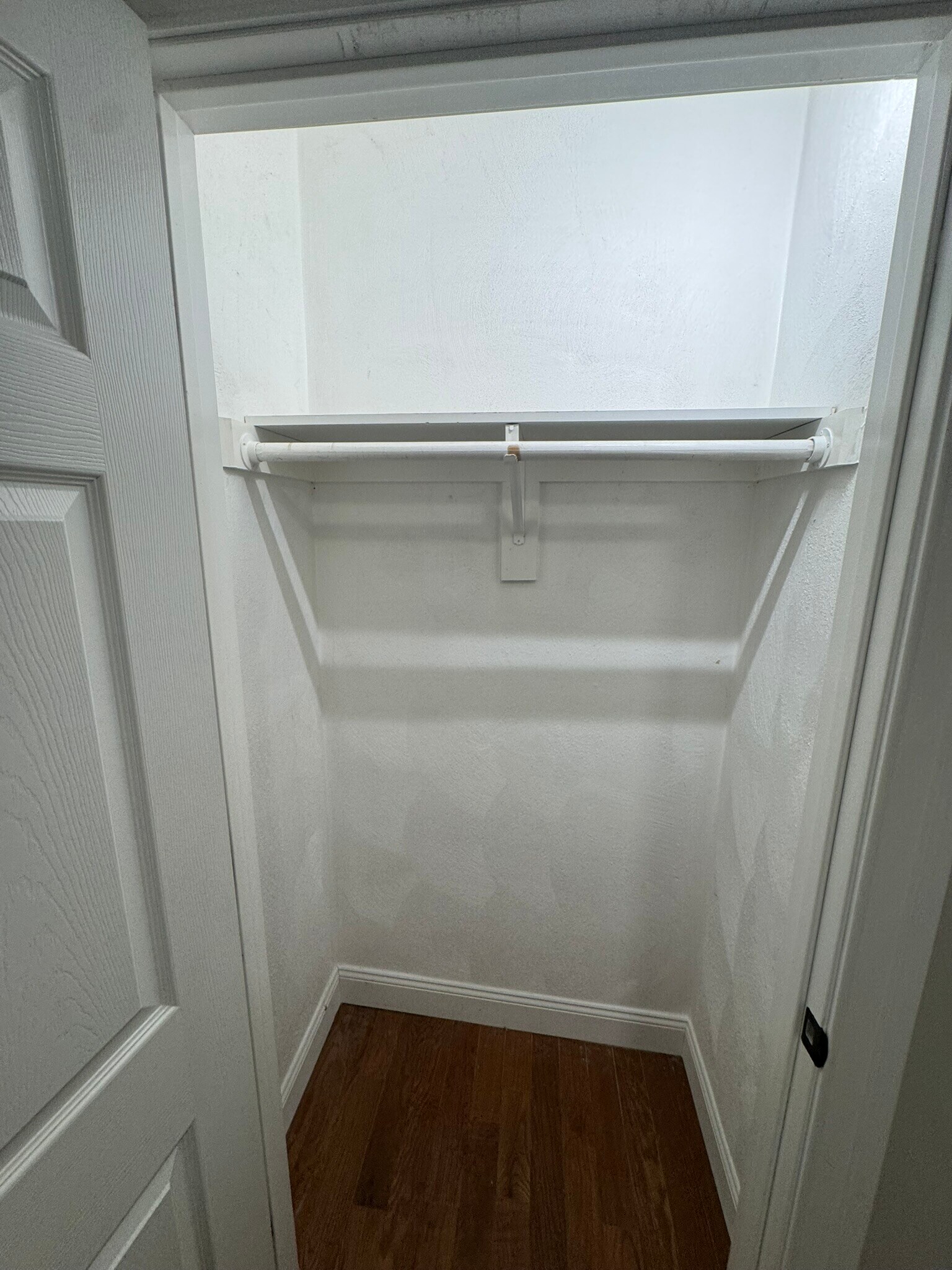 Building Photo - 12 Chelsea St