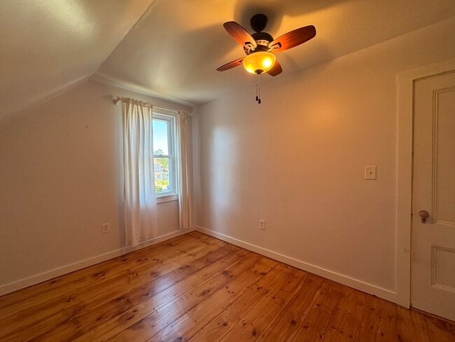 Building Photo - 8 Elmwood St
