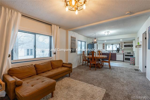 Building Photo - 2529 Bott Ave