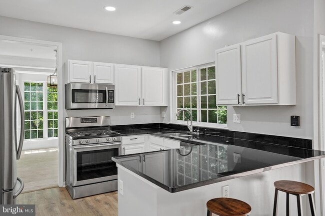 Building Photo - 14606 Donegal Ct