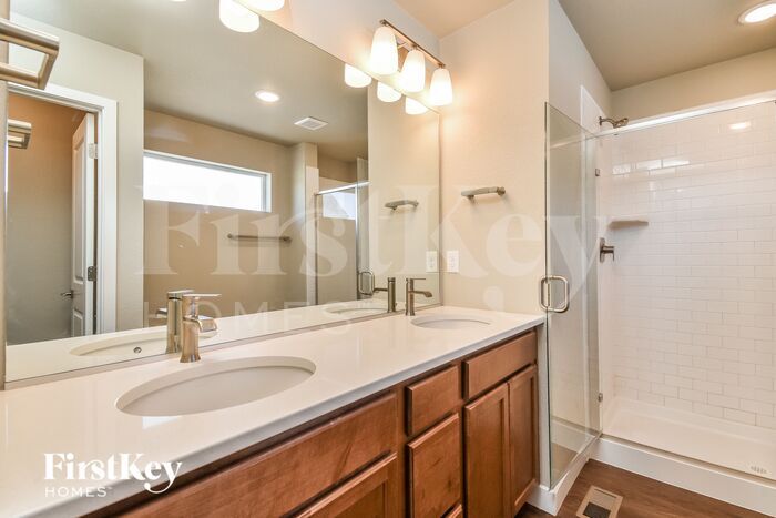 Building Photo - 10178 Luneth Dr