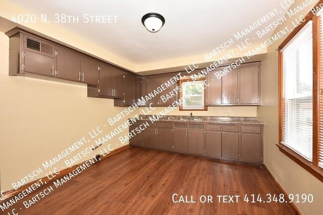 Building Photo - 4020 N 38th St