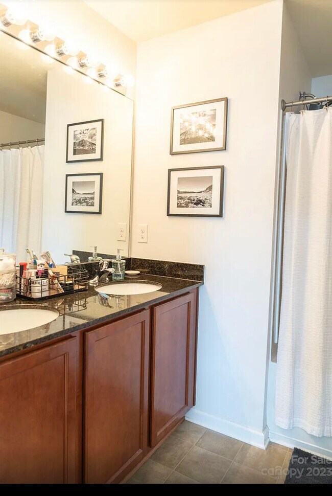 Building Photo - 12558 McGrath Dr