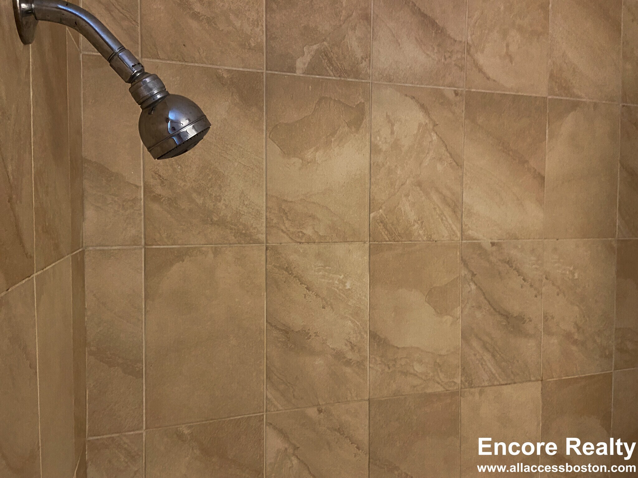 Building Photo - 13 Sachem St