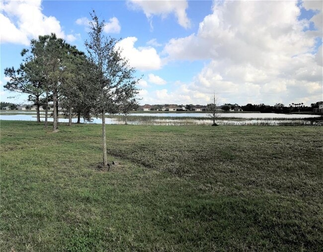 Building Photo - 3804 Silverlake Way