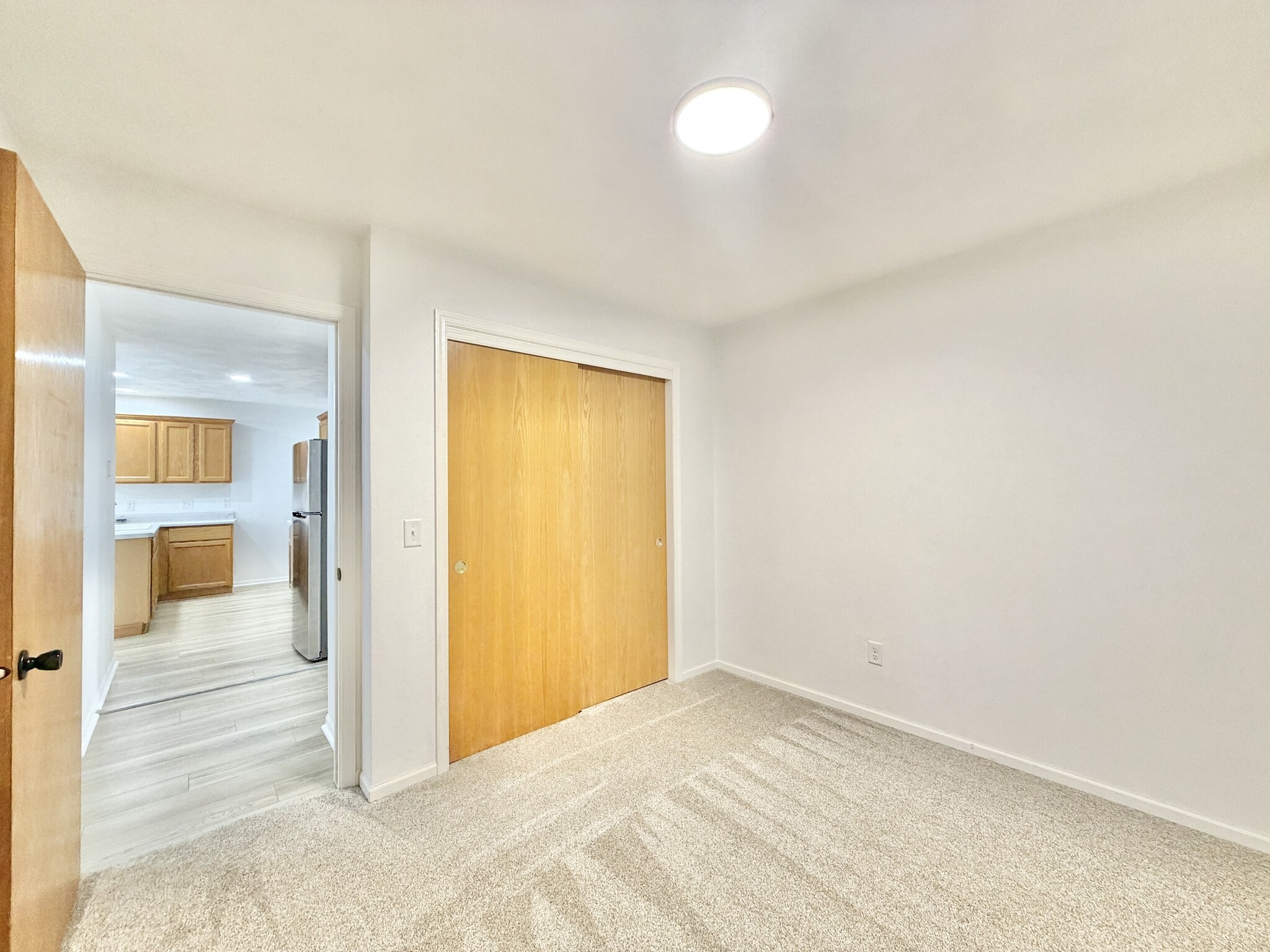 Building Photo - 1124-1126 Brown Dr