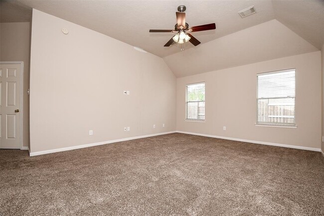 Building Photo - Crescent Drive, Pearland, TX 77584 - 3 BR ...