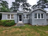 Building Photo - 1432-1434 Sunnyside Drive - Outside CoC - R13908-02-09