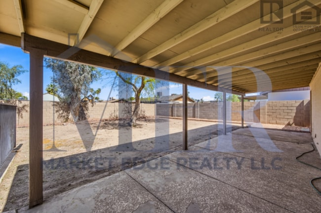 Building Photo - 3Bed/2Bath House at Cactus/ 39thAve! Ready for Immediate Move-In! -- NO HOA! FULLY REMODELED!