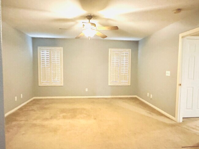 Building Photo - 11583 Rossovino St