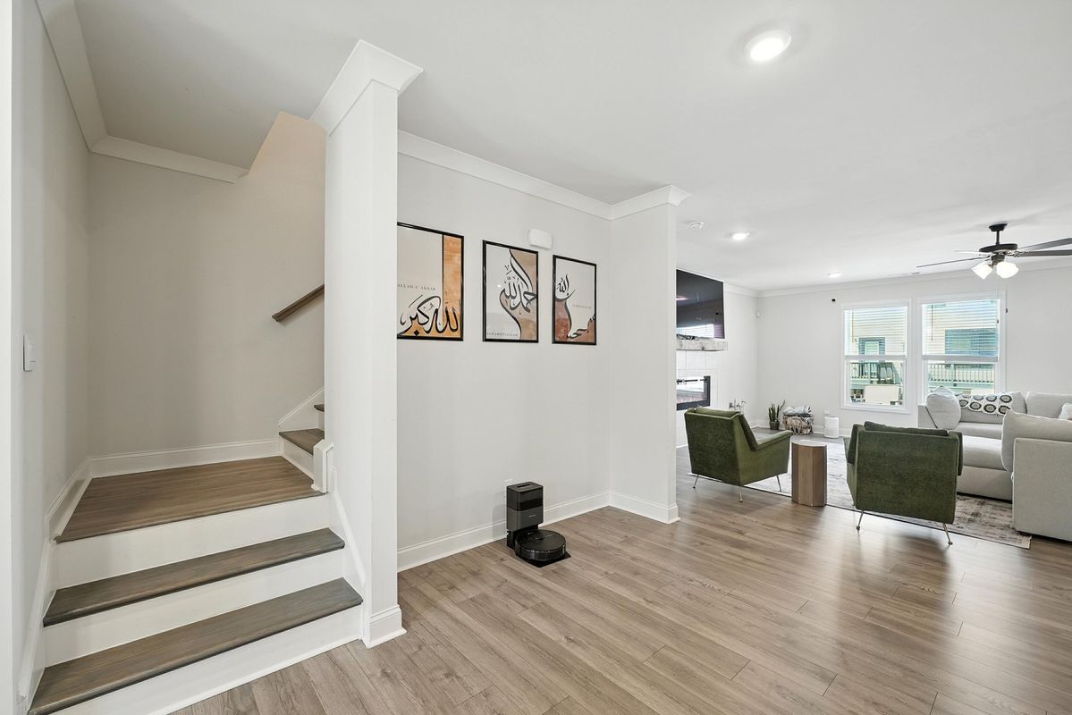 Building Photo - 3411 Swallowtail Ter