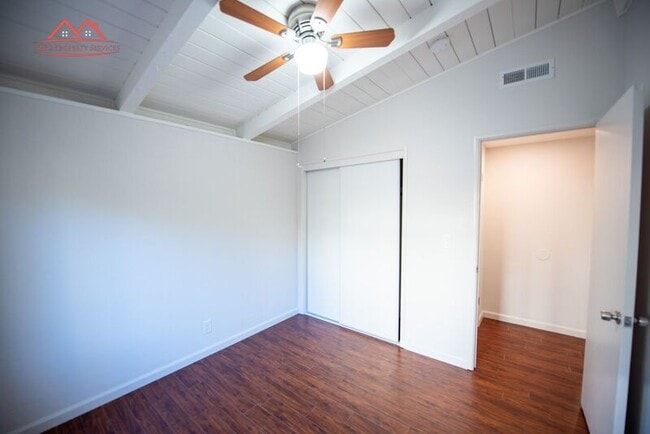 Building Photo - 855 Rorke Way