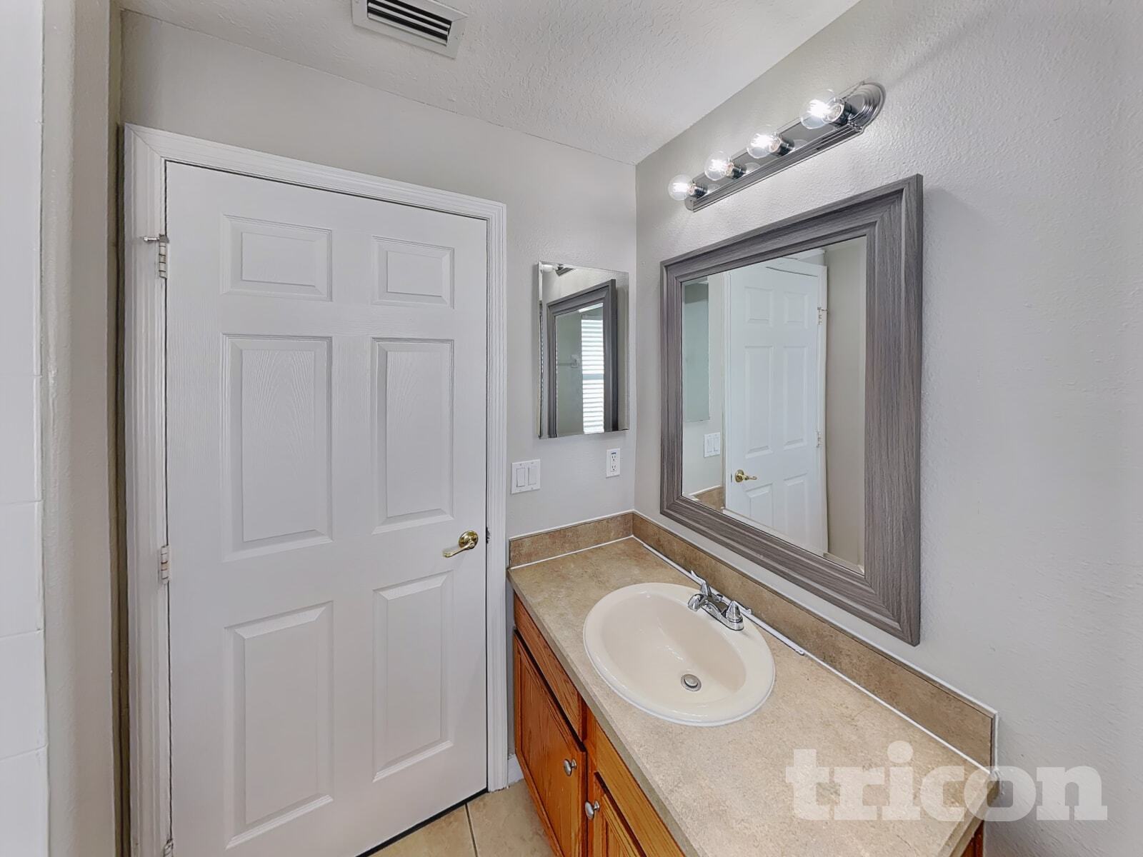 Building Photo - 3091 Verbena Dr