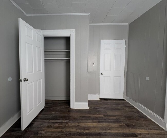 Building Photo - 117 Pierce St