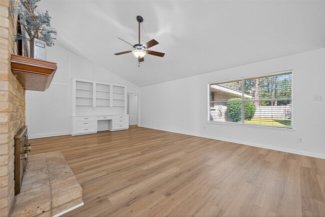 Building Photo - 3815 Brook Shadow Dr