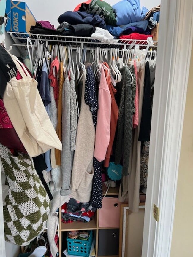 Building Photo - Single Family Home with Breathtaking Views