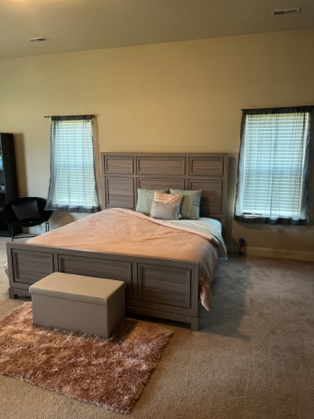 Building Photo - 3 Bradley Ct