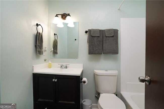 Building Photo - 5444 Glen Haven Dr