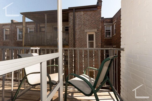 Building Photo - Amazing two bedroom