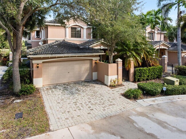 Primary Photo - 2649 Center Ct Dr