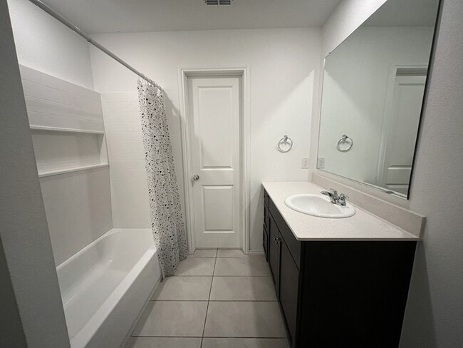 Building Photo - 3408 Harper St