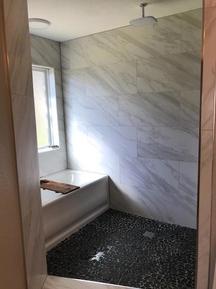 Building Photo - 2300 Dijon Dr