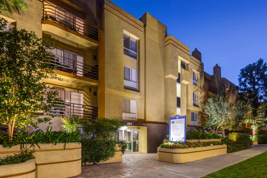 Toluca Terrace Apartments 333 N Screenland Dr Burbank CA 91505