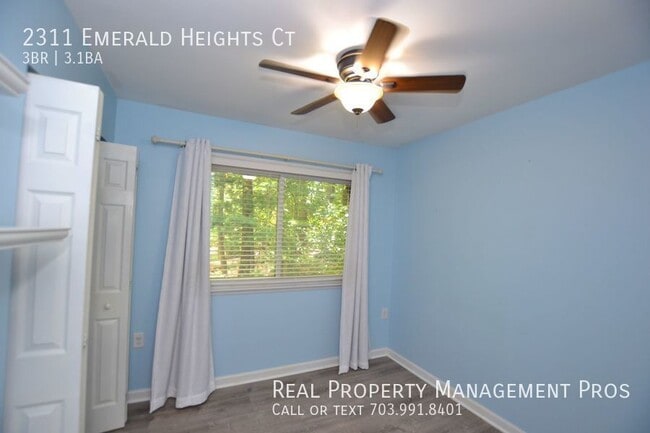 Building Photo - 2311 Emerald Heights Ct