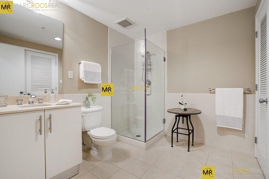 Building Photo - 96 South St