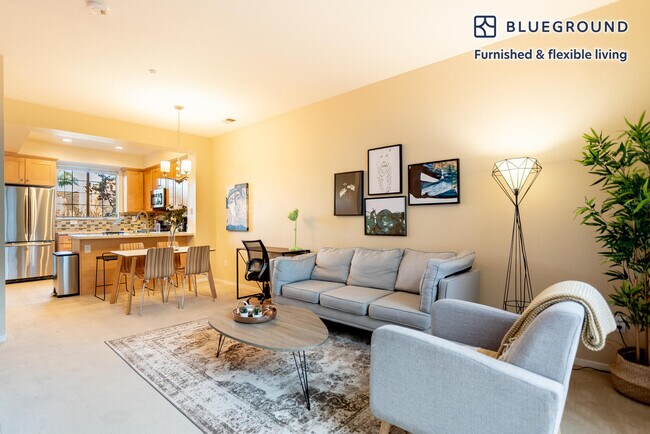Building Photo - 354 Montecito Way
