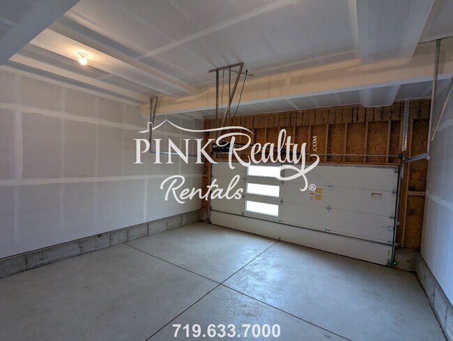 Building Photo - 6259 Godwit Ln