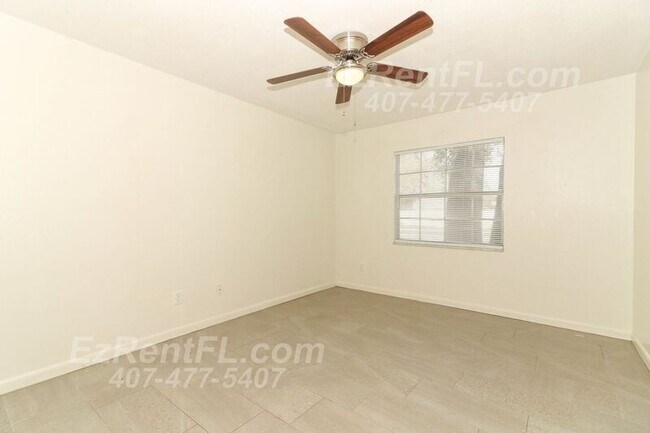 Building Photo - 858 Bishop Dr