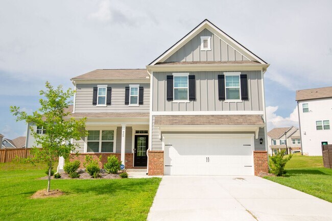 Primary Photo - Spacious Family Home for Rent in Fairburn,...