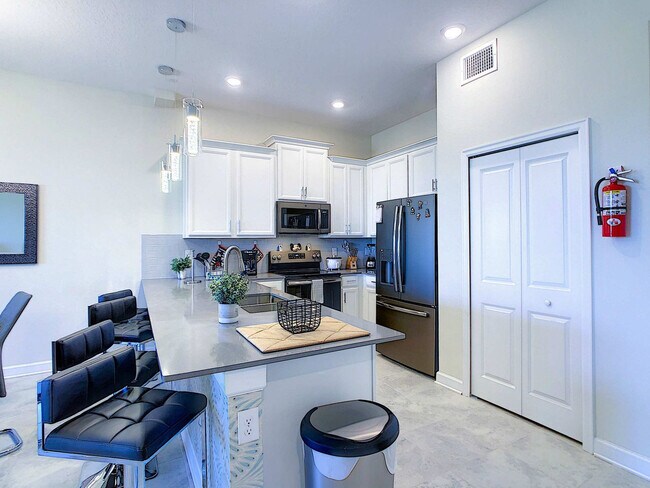 Building Photo - 501 Ocean Course Ave
