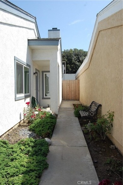 Building Photo - 2395 N River Trail Rd